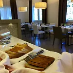 ホテル Casa Serena 2*