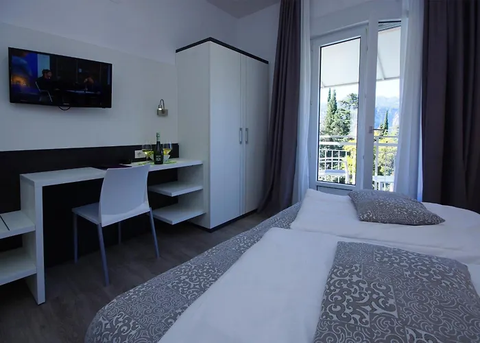 Hotel Casa Serena 2*