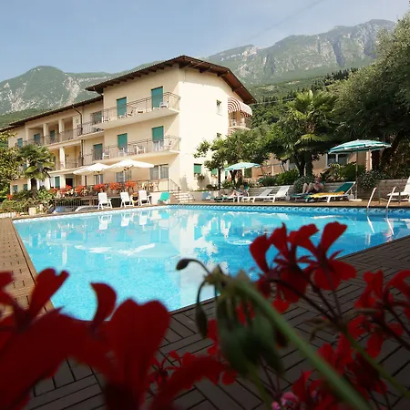 Casa Serena 2*