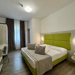 Casa Serena 호텔 2*