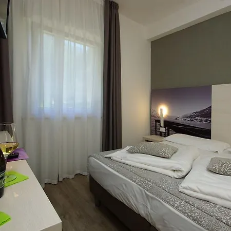 Casa Serena 2* Malcesine
