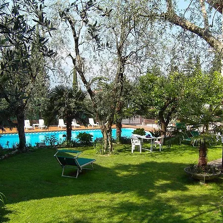 Hotel Casa Serena 2*