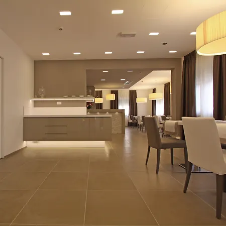 Casa Serena 2* مالتشيزينيه