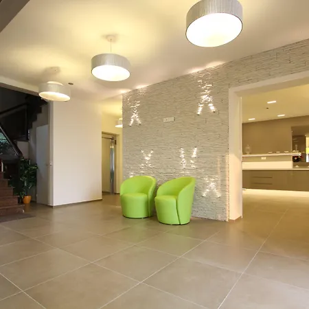 فندق Casa Serena 2*