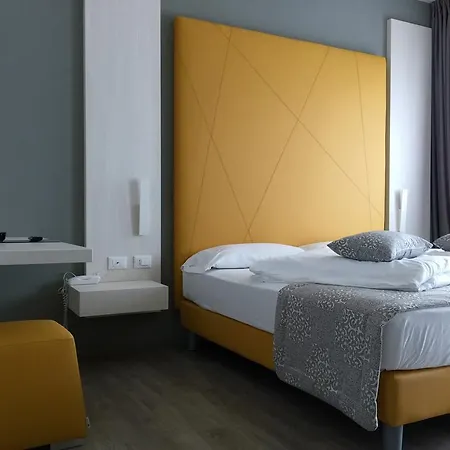 Hotel Casa Serena 2*