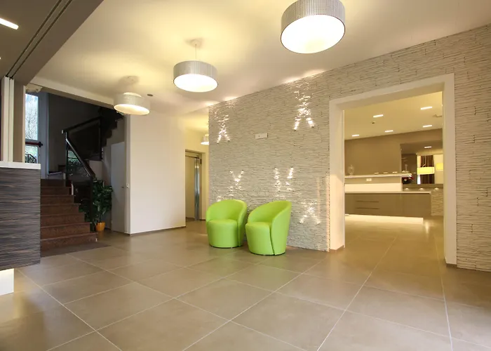 Hotell Casa Serena 2*